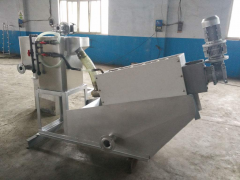 10kg/h自主生产叠螺式污泥脱水机(GH131)